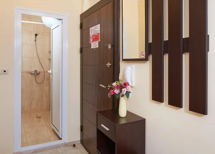 Feniks アパート ネセバル