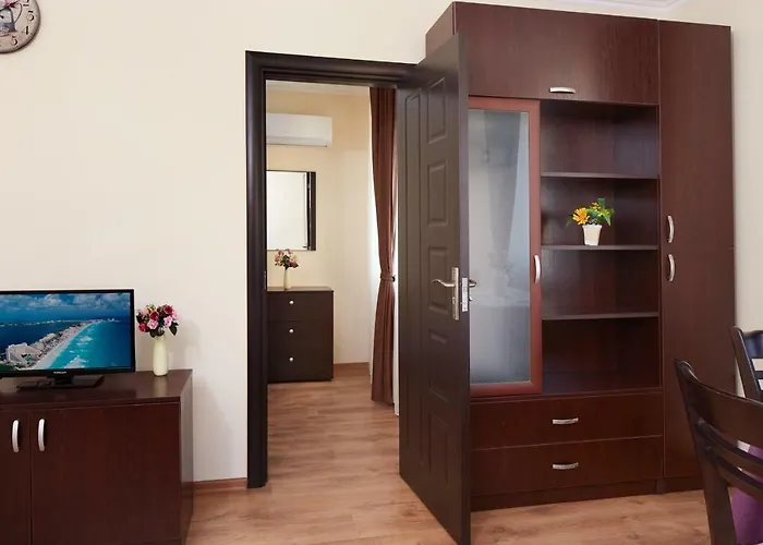 アパート Feniks ネセバル