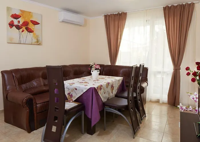 Feniks アパート *