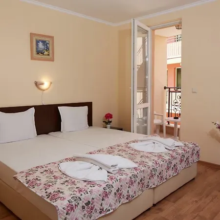 Apartment Feniks *