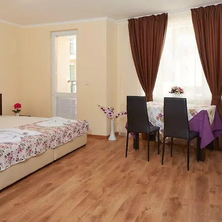 Feniks Apartment Nessebar